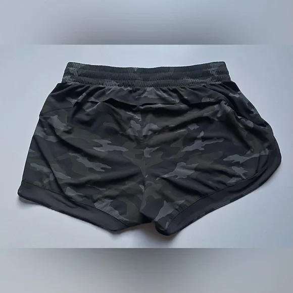 Athleta Printed Mesh Racer Run Short 4” - Picture 2 of 6